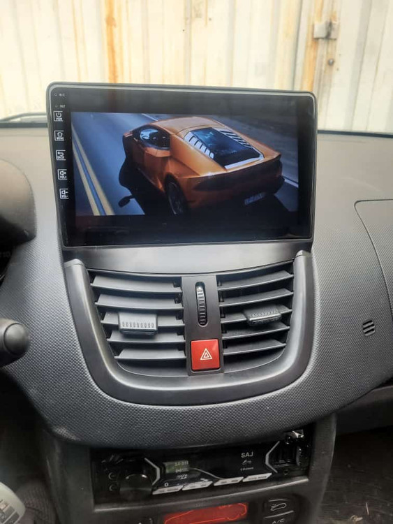 Monitor 11 inch RAM 2 Android Peugeot 207 model T3L voxmedia brand